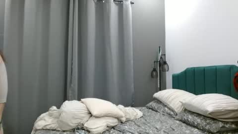 Hazel online show from November 17, 10:01 pm