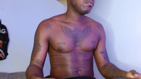 hazlan_420 online show from December 14, 1:06 pm