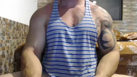 Snapshot of healedcarioca chatting on February 7, 3:24 am Brazilian bigdick online show from February 7, 3:24 am