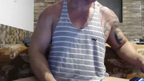Snapshot of healedcarioca chatting on October 17, 5:06 pm Brazilian bigdick online show from October 17, 5:06 pm