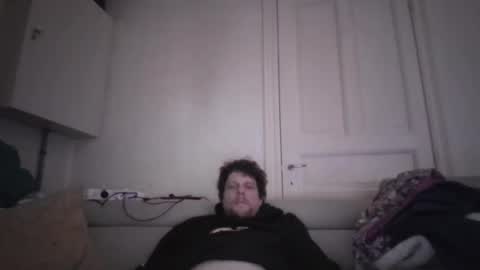 Iejten online show from March 31, 11:05 pm