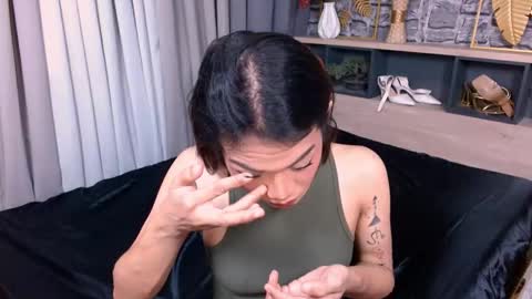 HEATHER online show from February 19, 7:24 pm