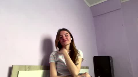 Lili online show from March 13, 12:30 pm