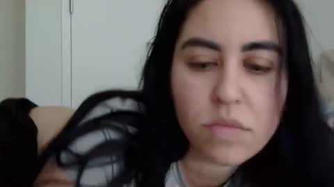 heatwavee online show from December 4, 6:11 pm