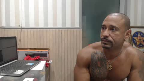 hebertgomes online show from May 23, 4:08 am