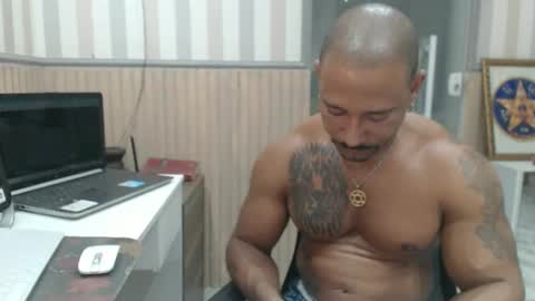 hebertgomes online show from January 11, 6:36 pm