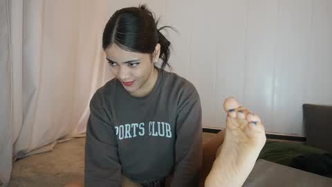 hecate333 online show from March 6, 9:58 am