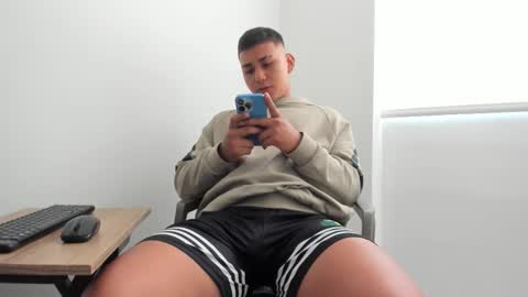  18 online show from November 15, 12:07 pm