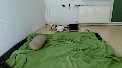 hei_69 online show from September 17, 6:55 pm