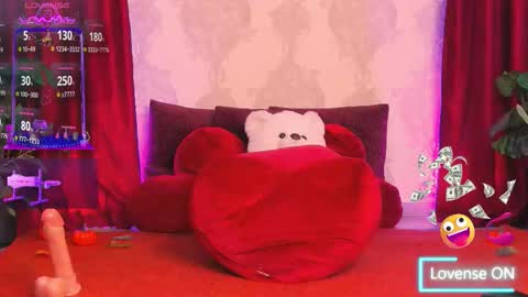 heidikendal online show from October 31, 3:23 pm