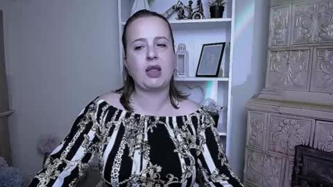 Helen online show from October 16, 7:41 am