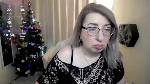 helenenigma online show from January 15, 7:44 pm