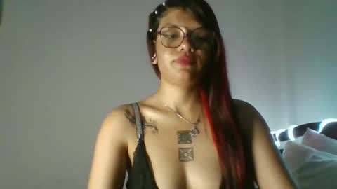 helenoliveira76340912 online show from April 15, 7:58 pm