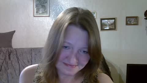 helgacharming online show from August 6, 4:16 pm