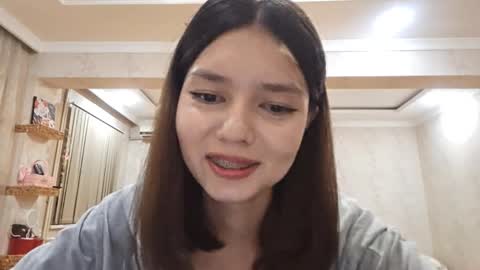 Snapshot of helgakraszewski chatting on September 16, 6:33 pm Alice online show from September 16, 6:33 pm