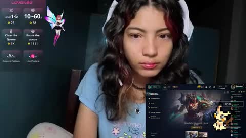 Helia Transfem and Amy online show from November 18, 1:41 am