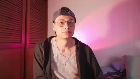 Helio online show from May 17, 12:53 am