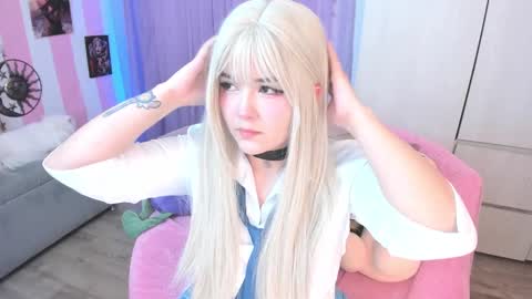 Laura online show from September 27, 3:26 am