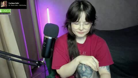 Red online show from October 24, 7:03 pm