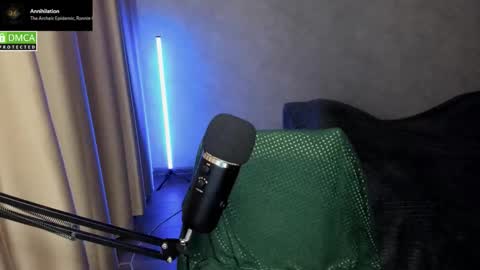 Red online show from December 20, 8:49 pm