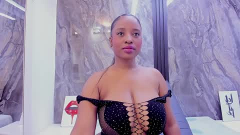 Hellen johanson online show from April 4, 7:32 pm