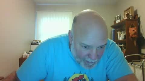 Snapshot of helloforfun111 chatting on December 16, 3:22 pm helloforfun111 online show from December 16, 3:22 pm