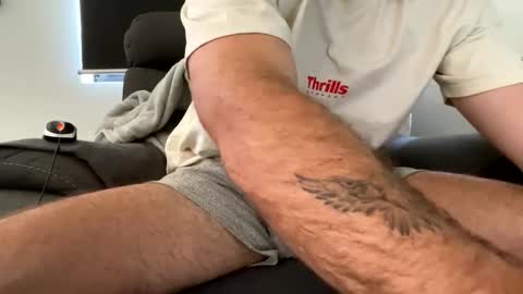 Hendo online show from March 12, 12:36 am