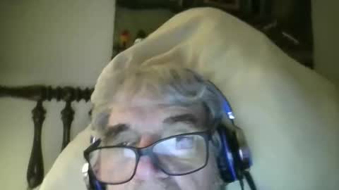 henrybond1979 online show from May 12, 6:55 am