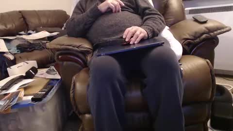 Snapshot of henryjxxx chatting on February 27, 9:14 pm henryjxxx online show from February 27, 9:14 pm