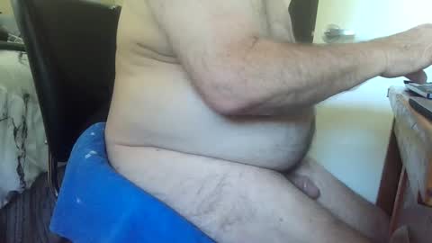 herbee510 online show from October 18, 7:51 pm