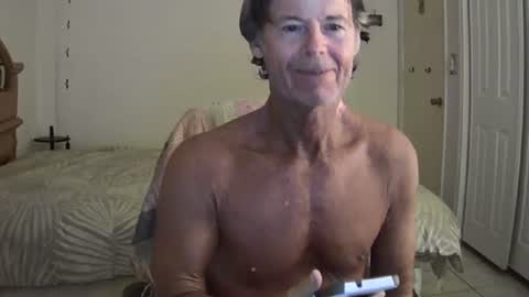 hewes1 online show from April 19, 7:53 am