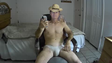 hewes1 online show from February 14, 9:13 am