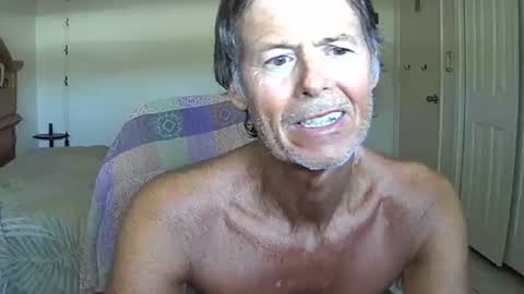 hewes1 online show from April 18, 6:43 pm