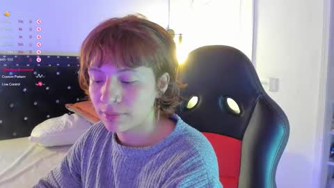 Snapshot of hey_noraly chatting on September 30, 4:12 am Noraly  online show from September 30, 4:12 am