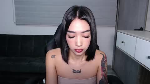 Laura online show from June 10, 3:50 am