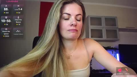 Lina online show from February 10, 10:29 am