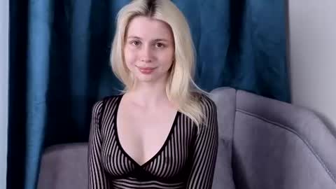 Popsy Risha online show from June 28, 9:33 pm