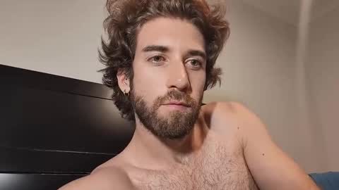 HiddenGaze online show from February 25, 4:10 pm