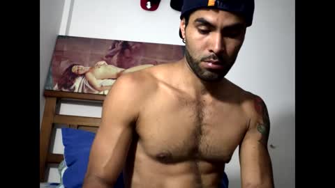 hideonbush online show from February 24, 12:08 pm