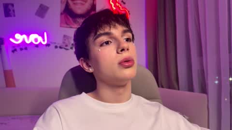 twinkvadusha online show from February 22, 8:00 pm