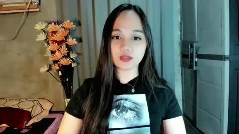 hilarymolly online show from March 10, 6:29 am