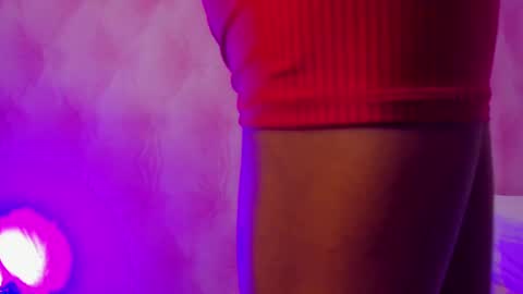  Hillary  online show from February 26, 4:41 am