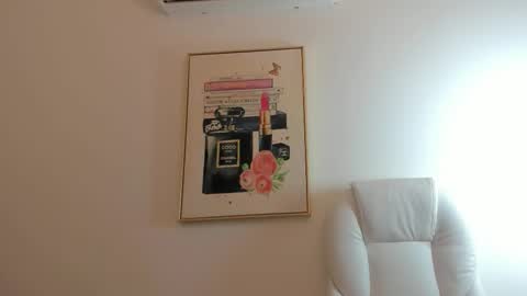 Hillary online show from November 9, 4:38 am