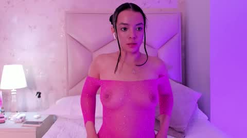 Hillary online show from November 16, 4:03 am