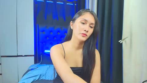 yuricah online show from November 27, 2:41 am