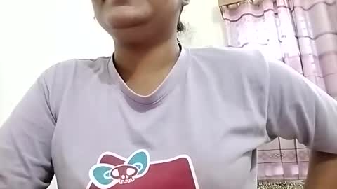 himuhimu22 online show from February 21, 9:34 am