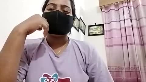 himuhimu22 online show from March 7, 2:28 pm