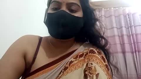 himuhimu22 online show from October 18, 6:45 pm