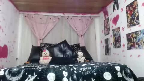 Angel online show from February 6, 9:28 pm