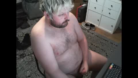 hipguy91 online show from July 7, 4:44 pm